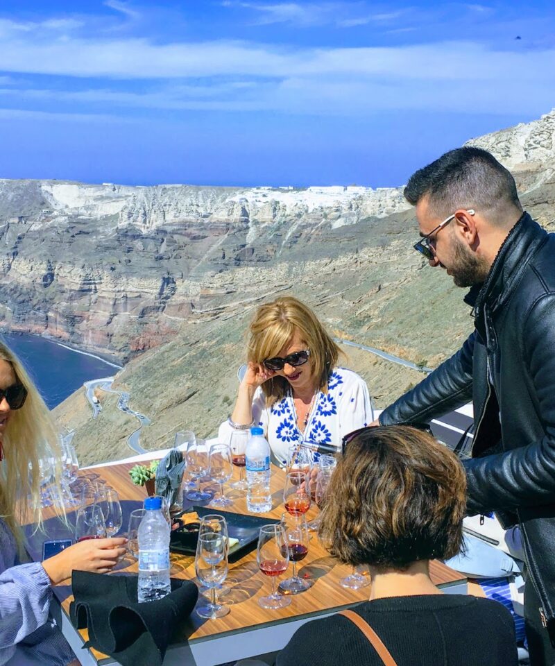 Santorini Highlights Tour with Wine Tasting